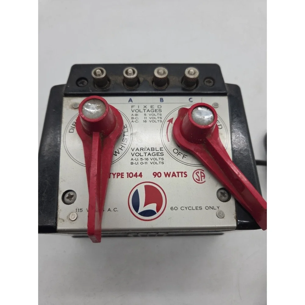 Lionel Trainmaster Transformer No. 1044 115V 90watts - FOR PARTS SEE NOTES